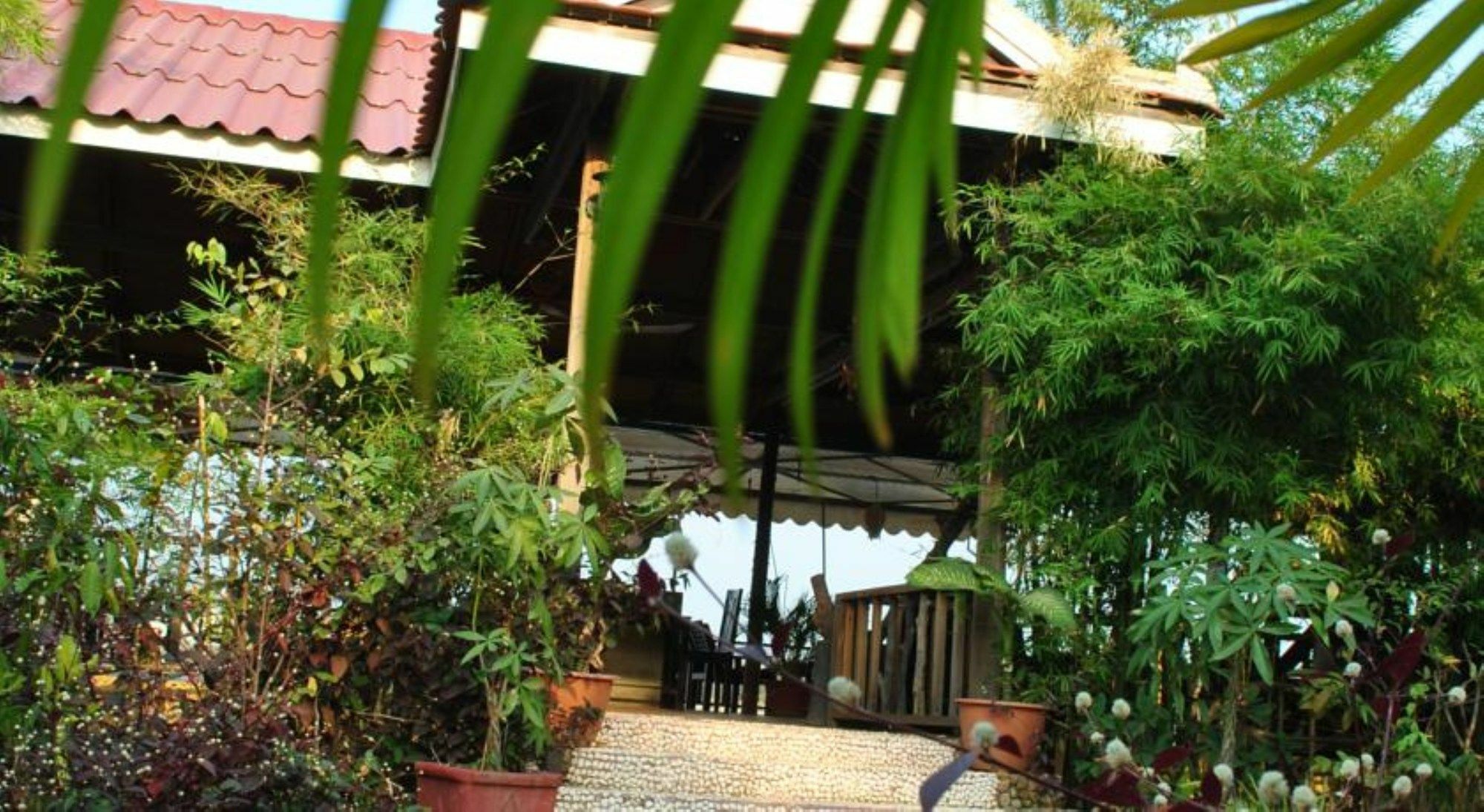 The River Lodge Kampot Buitenkant foto